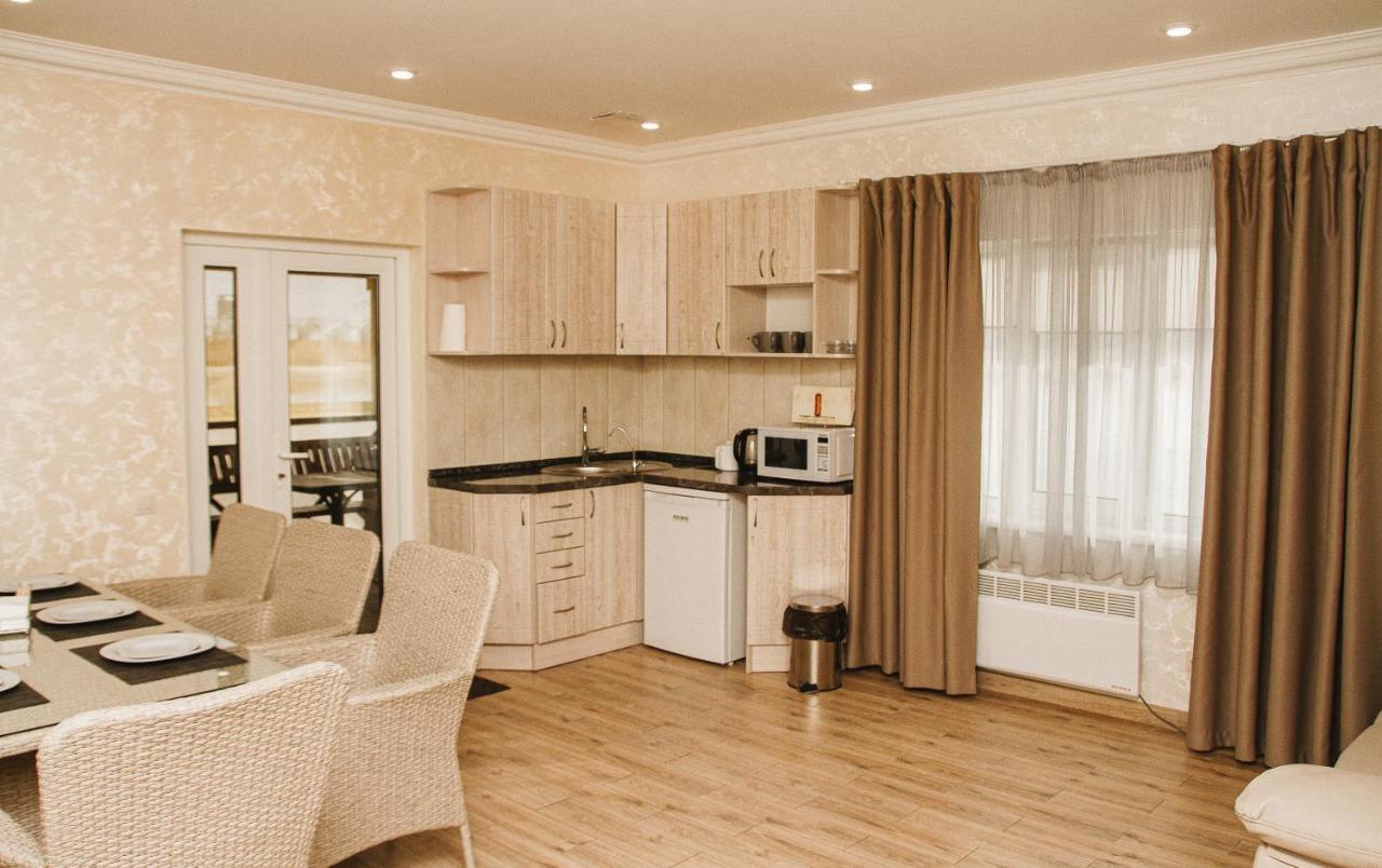 Hotel And Restaurant Complex Lubokray Pereyaslav-Khmelʼnytsʼkyy Dış mekan fotoğraf